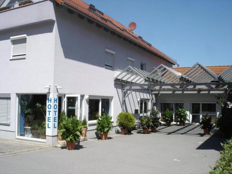 Hotel Papillon Lappersdorf  Bagian luar foto