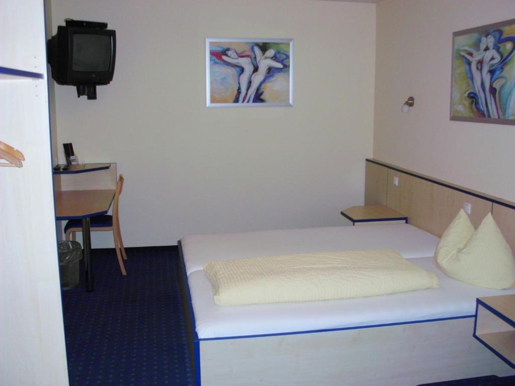 Hotel Papillon Lappersdorf  Bagian luar foto